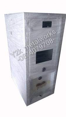 โครงกล่องเปล่าหยอดเหรียญยี่ห้อ Y2k ลดราคาเหลือกล่องละ399บาท โครงกล่องเปล่าหยอดเหรียญยี่ห้อ Y2k ลดราคาเหลือกล่องละ399บาท