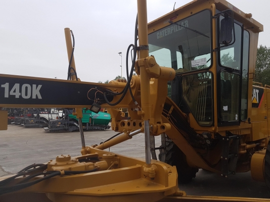 รถเกรดCaterpillar รุ่น140KJPA00752 ปี2011 พร้อมริปเปอร์ สภาพพร้อมใช้งาน