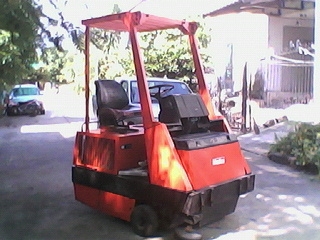 รถกวาดพื้นดูดฝุ่น มือสอง ขายหรือให้เช่า