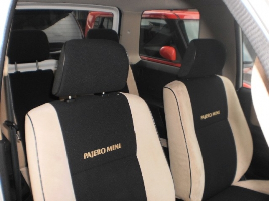 MITSUBISHI PAJERO TURBO 4x4 ตัวนอก สีขาว MITSUBISHI PAJERO TURBO 4x4 ตัวนอก สีขาว