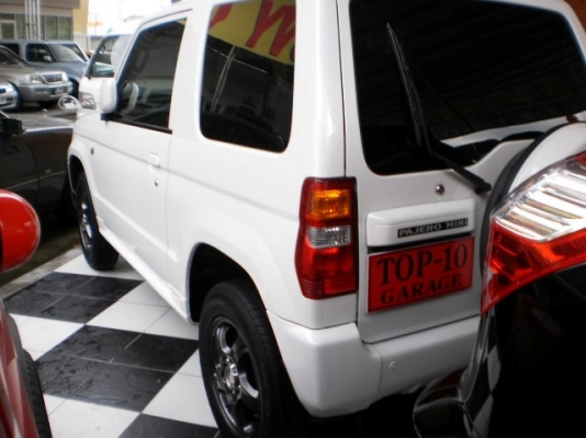 MITSUBISHI PAJERO TURBO 4x4 ตัวนอก สีขาว MITSUBISHI PAJERO TURBO 4x4 ตัวนอก สีขาว