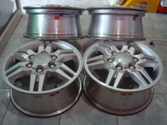 ขายแมกซ์เดิมอีซูซุดีเเมคขอบ 16 หกรู