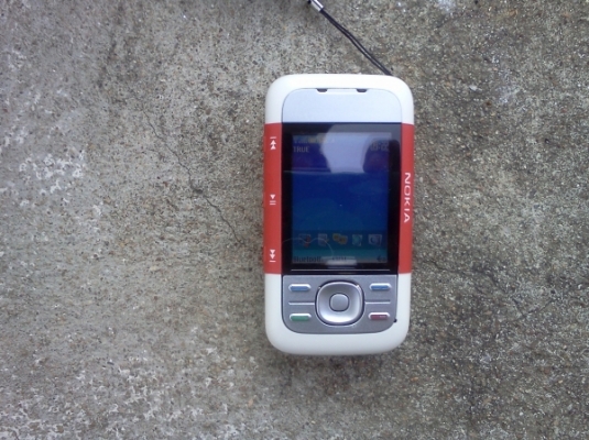 ต้องการขาย NOKIA 5300 มีตัวเครื่อง แบต +2และวอร์ชชาร์ท พร้อมใช้ ราคา 800 บาท สนใจติดต่อมาได้เลยครับ