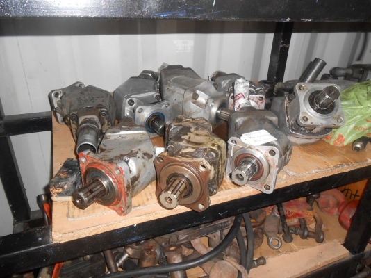 ขายเครนพับ ทั้งใหม่ และ มือสอง และอุปกรณ์ นำเข้าจาก ยุโรป