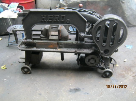 เครื่องอัด 60 ตัน TMC