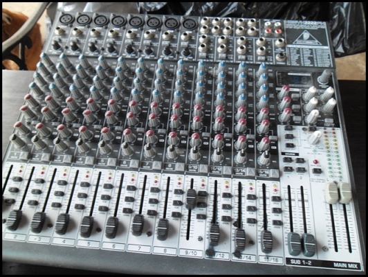 ขาย เครื่องส่งสัญญาณวิยุจายเสียง ไม่มีเสาอากาศ