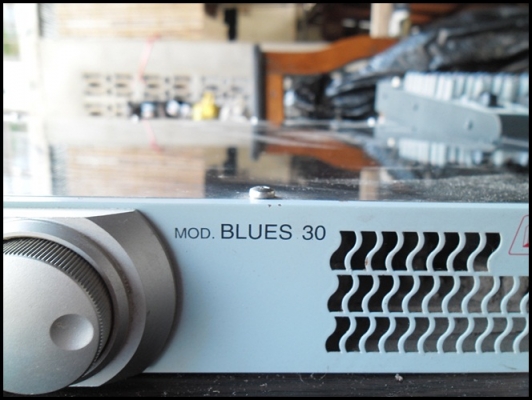 ขาย เครื่องส่งสัญญาณวิยุจายเสียง ไม่มีเสาอากาศ