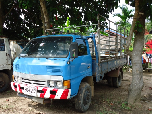 ขาย ISUZU KS กระบะคาร์โก้