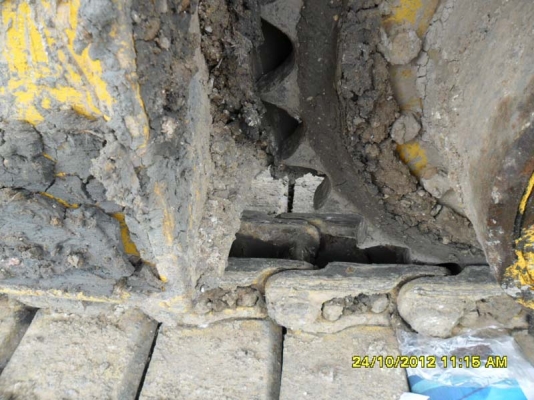 รายละเอียด Komatsu PC120-3 เก็บแล้ว,สภาพทั่วไป,ทำงานอยู่หน้างาน