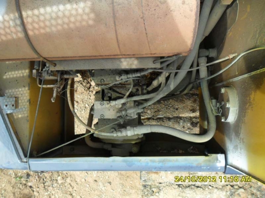 รายละเอียด Komatsu PC120-3 เก็บแล้ว,สภาพทั่วไป,ทำงานอยู่หน้างาน