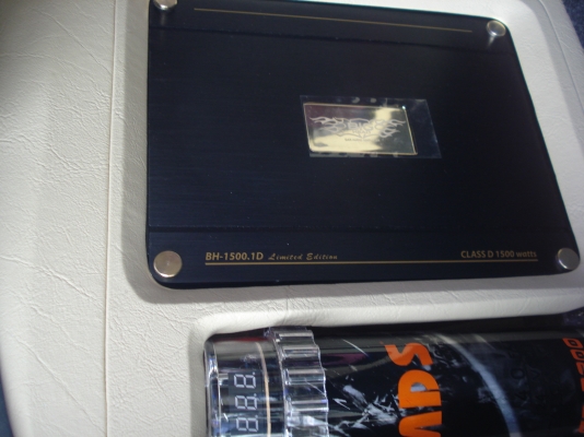 ขาย พาวเวอร์แอมป์ Big Head Class D 1500W ขาย พาวเวอร์แอมป์ Big Head Class D 1500W