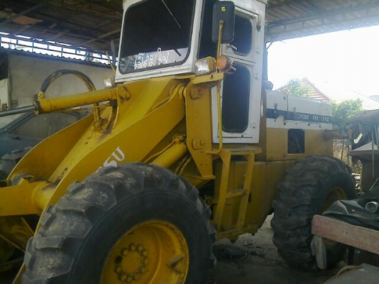 รายละเอียด Komatsu 510 เอวอ่อน มี 2 คัน พร้อมใช้