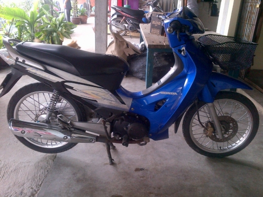 ด่วน!เวฟ125s สต๊าทมือ กุญแจใหญ่ ปี47 รถเครื่องเดิม  พร้อมใช้ ทะเบียน+เอกสารโอน ภาษีไม่หมด