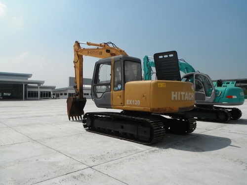 ขายรถแบคโฮ ฮิตาซิ EX 120-2 เก่านอก ขายรถแบคโฮ ฮิตาซิ EX 120-2 เก่านอก