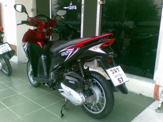 ถูกมากClick 125 i ตัวใหม่ล่าสุดปี 2555 ใหม่มากๆ เพียง 37500 ถูกมากClick 125 i ตัวใหม่ล่าสุดปี 2555 ใหม่มากๆ เพียง 37500