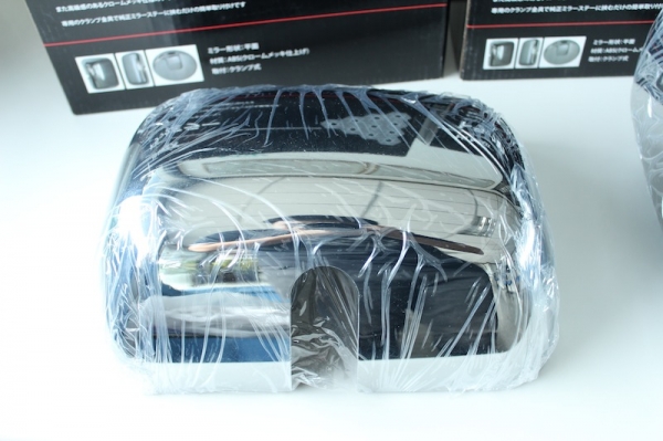 ฝาโครเมียม Hino MEGA - Profia แท้ 3 ชิ้น ฝาโครเมียม Hino MEGA - Profia แท้ 3 ชิ้น