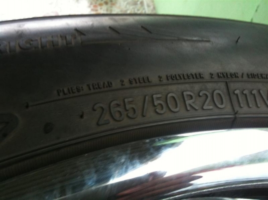 ขายแม๊ก 265/50/20 พร้อมยาง ปี 2010 จัดส่งได้ครับ