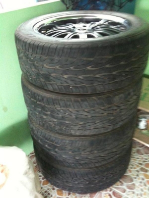 ขายแม๊ก 265/50/20 พร้อมยาง ปี 2010 จัดส่งได้ครับ