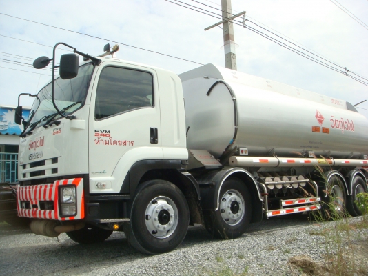 มี4คัน-รถใหม่-สิงหา-2554ISUZU-DEGA-FVM-240-HP-1-เพลา-12ล้อ-โหลดล่าง-ถัง-20000ลิตร
