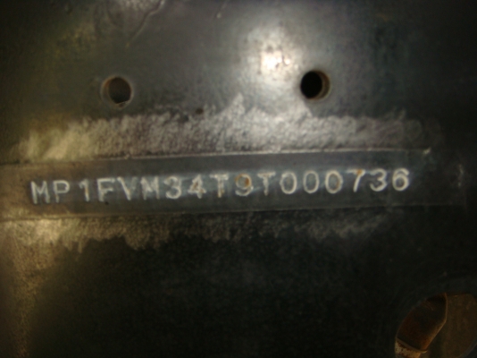 มี4คัน-รถใหม่-สิงหา-2554ISUZU-DEGA-FVM-240-HP-1-เพลา-12ล้อ-โหลดล่าง-ถัง-20000ลิตร