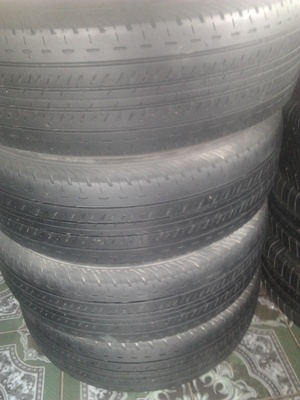 ขายยาง215/70/15 ปี 4108 BRIDESTONE DURAVIS R611 1 ชุด  ราคา :  2,000.00  บาท