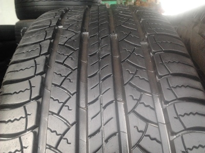 ขายยาง225/65/17 ปี 4811 MICHERLIN LATITODE TOUR HP 1 คู่   ราคา :  2,500.00  บาท