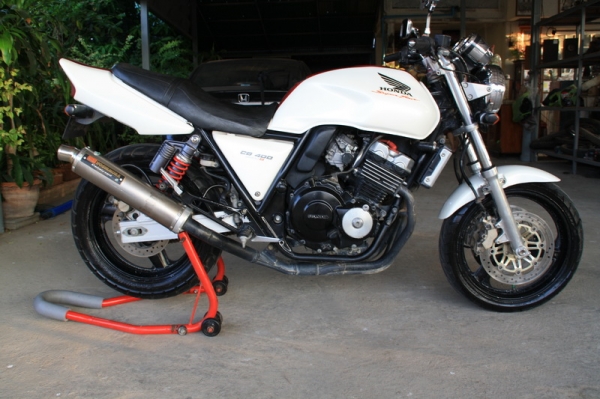 ขาย CB 400 ปี 97 อินวอย สรรพสามิตเรียบร้อย ปลายท่อเลส yoshimura 73000 ขาย CB 400 ปี 97 อินวอย สรรพสามิตเรียบร้อย ปลายท่อเลส yoshimura 73000