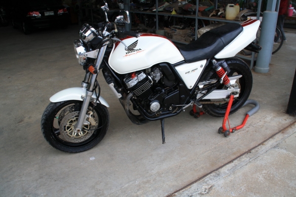 ขาย CB 400 ปี 97 อินวอย สรรพสามิตเรียบร้อย ปลายท่อเลส yoshimura 73000 ขาย CB 400 ปี 97 อินวอย สรรพสามิตเรียบร้อย ปลายท่อเลส yoshimura 73000