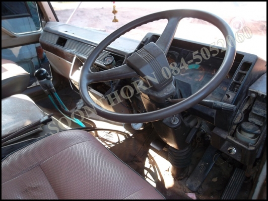 ขายด่วน รถบรรทุก 10 ล้อดั้ม MITSUBISHI FN 527MA 195 แรง สภาพสวย พร้อมใช้ ราคาสุดคุ้ม