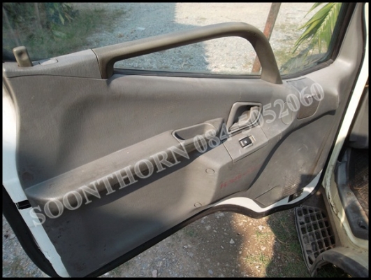 ขายด่วน หัว 6 ล้อ MITSUBISHI CANTER (ตาหวาน หัวไฟฟ้า) สภาพสวยๆอุปกรณ์ครบ หัวญี่ปุ่่น ยังไม่เคยใช้งานในไทย