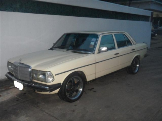 ขายเบนซ์ รุ่น w 123 ปี 89 เครื่อง 1 เจติดเเก๊ส ขายเบนซ์ รุ่น w 123 ปี 89 เครื่อง 1 เจติดเเก๊ส