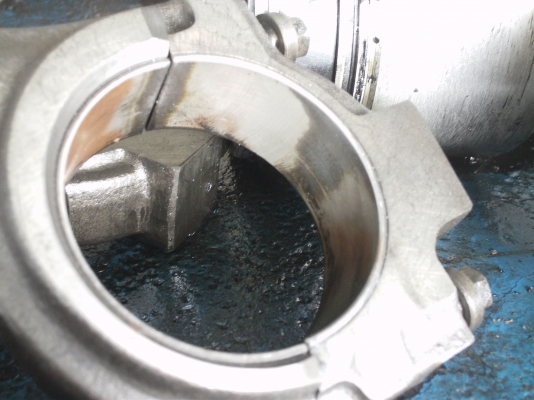 น้ำมันKOMATSUแท้