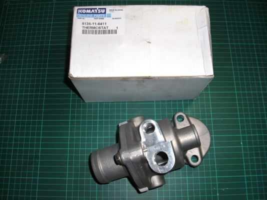 KOMATS PART NO 6136-11-6411,THERMOSTAT