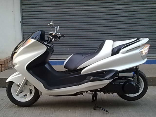 ลดราคาครับ Majesty 250cc  ( ไมห้าลูก )