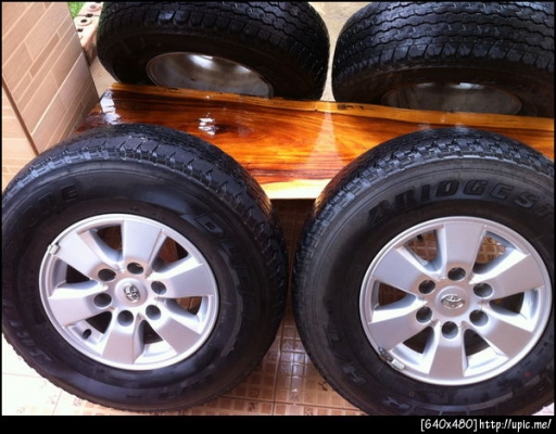 ขายแม็กพร้อมยางขอบ 15 6รู toyota vigo prerunner