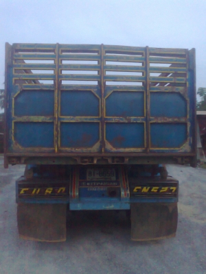 ขายFUSO527เทอร์โบ220แรงดั้ม2เพลาสภาพสวยพร้อมใช้