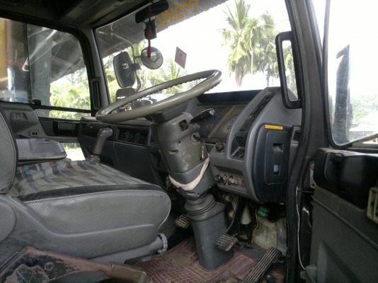 ขายรถ 6 ล้อ ดั้ม กระบะเหล็ก HINO FD171B เครื่อง.HO7C รถสวยมาก สนใจลองคุยกันครับ