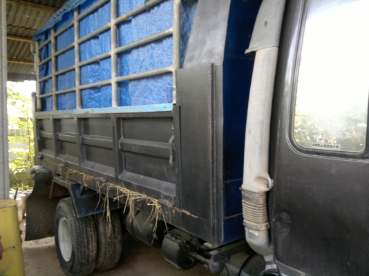 ขายรถ 6 ล้อ ดั้ม กระบะเหล็ก HINO FD171B เครื่อง.HO7C รถสวยมาก สนใจลองคุยกันครับ