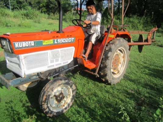 ขายด่วน รถ Kubota L1802 พร้อมผานพรวน 4 , และคราด