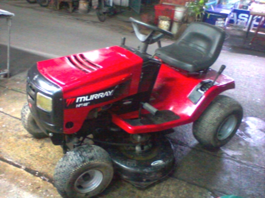 ขาย รถตัดหญ้านั่งขับยี่ห้อ Murray 14 hp สภาพสวยเครื่องดี ประกอบใหม่นำเข้าญี่ปุ่น ราคา 58,000
