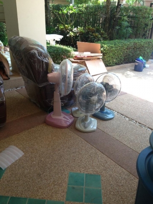 บริการ รถ6ล้อคอก ยาว5.5เมตร ขนของย้ายบ้านทั่วไทย