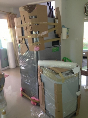 บริการ รถ6ล้อคอก ยาว5.5เมตร ขนของย้ายบ้านทั่วไทย