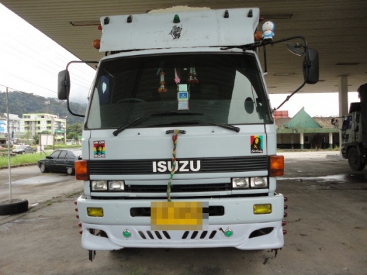 ISUZU 185 แรงม้า หัวเปลี่ยน เครื่องเปลี่ยน เล่มพร้อมค่ะ