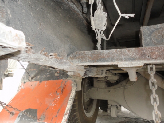 ISUZU 185 แรงม้า หัวเปลี่ยน เครื่องเปลี่ยน เล่มพร้อมค่ะ