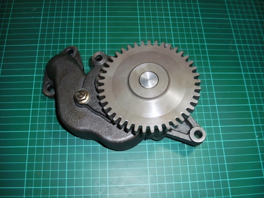 KOMATSU,PART NO 6221-53-1101 /OIL PUMP ASS'Y