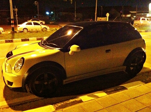 รถ MINI COOPER แต่งจาก OPEL CORSA เหมือนมาก รถ MINI COOPER แต่งจาก OPEL CORSA เหมือนมาก