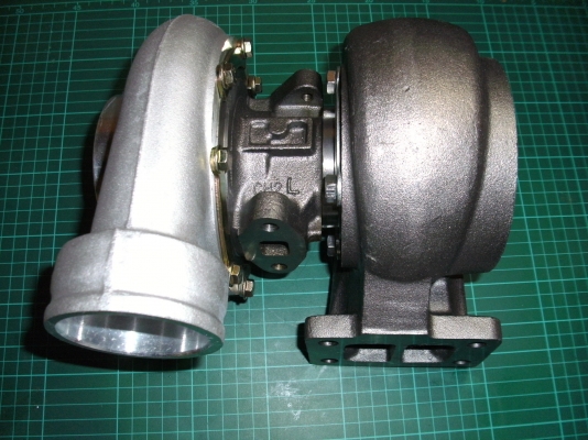 เทอร์โบรถขุด VOLVO 240 เทอร์โบรถขุด VOLVO 240