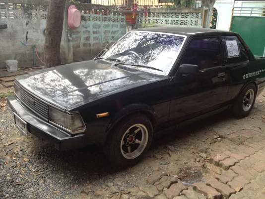 ขาย toyota ke70    2 ประตู