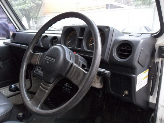 ซูซูกิ  4 WD  SPORTY พ.เพาเวอร์ LPG ปี 96