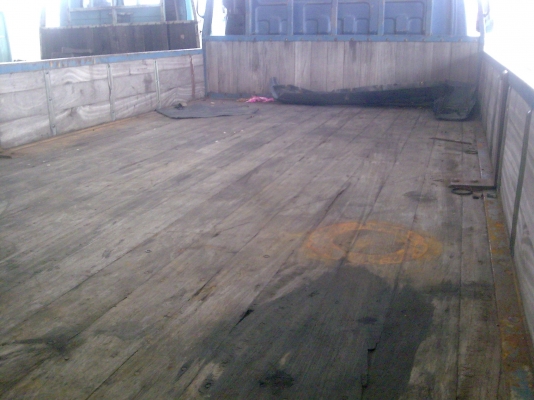 6ล้ออีซูซุNQR /120HPกะบะบรรทุกยาว4.30ม